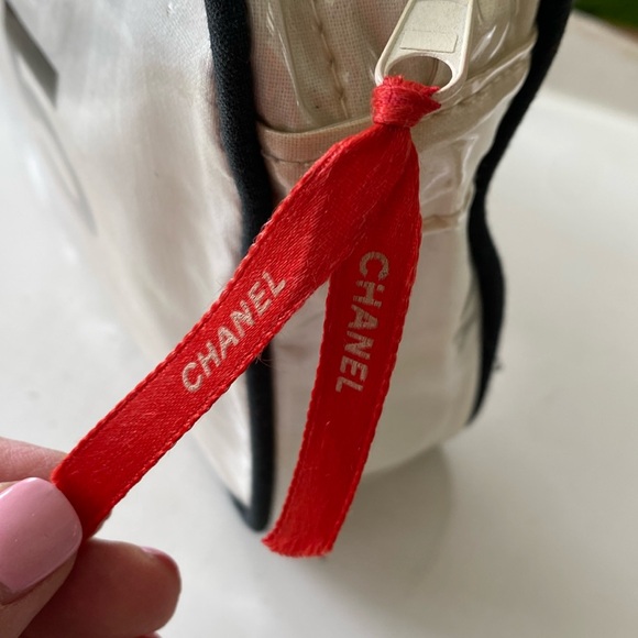 Vintage Chanel No 5 Cosmetic Makeup Travel Bag Pouch. Made in Taiwan R.O.C. - Picture 3 of 12